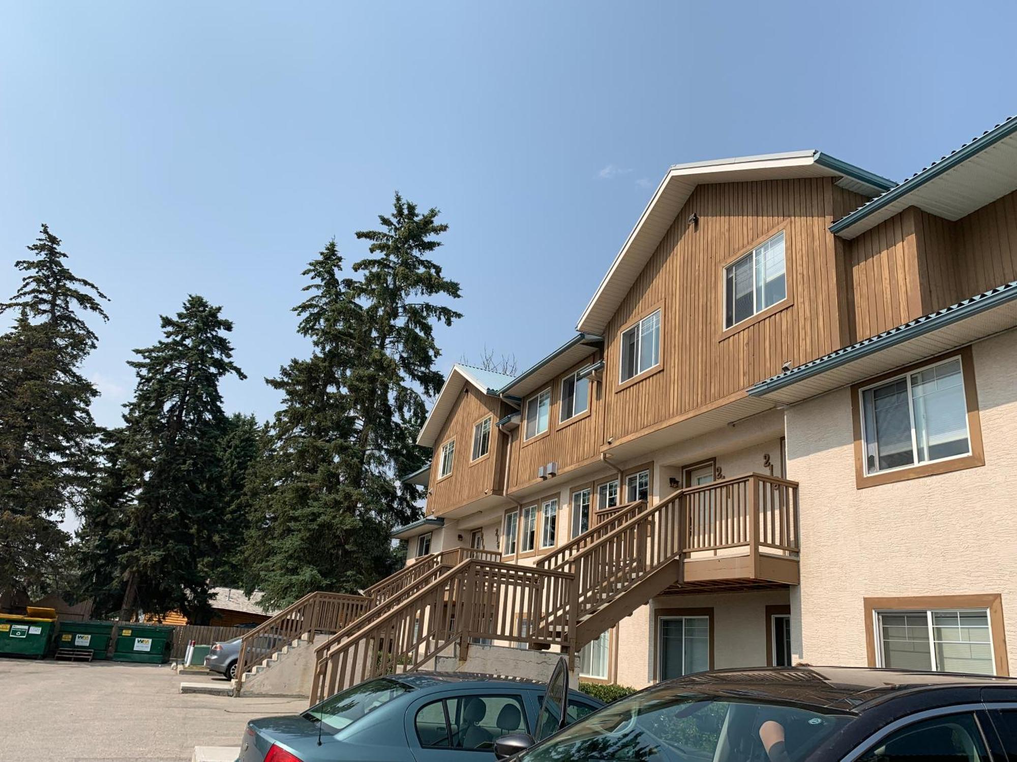 Banff Boundary Mountain View 2brms 3xac Townhouse Canmore